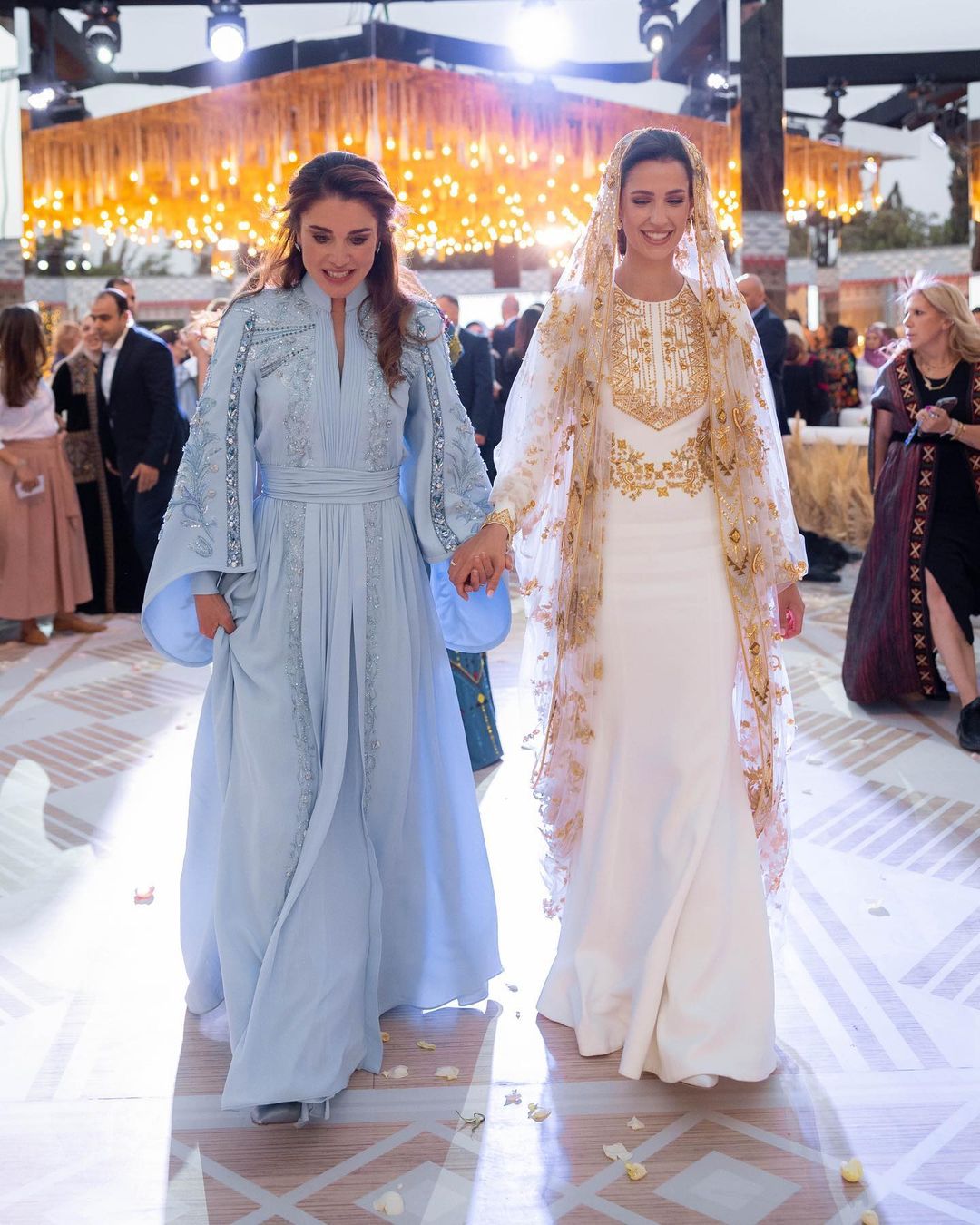 الملكة رانيا في حفل حناء رجوة قبل حفل الزواج
