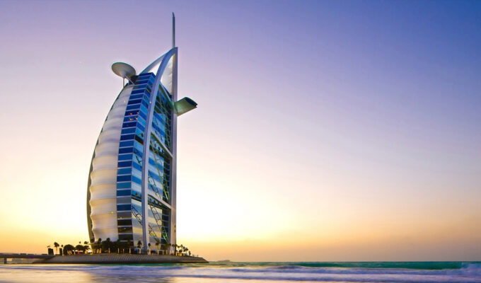 السياحة في دبي تُسجل رقمًا قياسيًا جديدًا