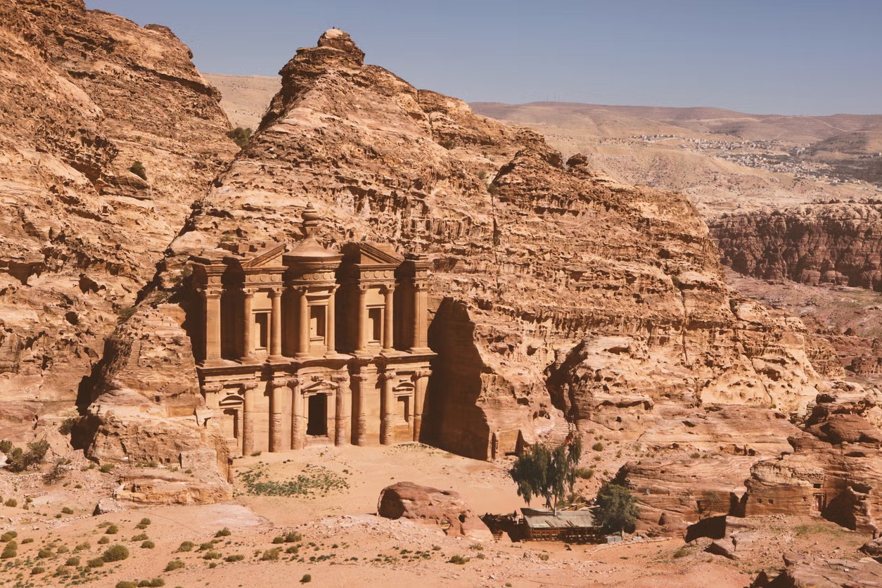 لعطلتك القادمة: أفضل الوجهات السياحية في الشرق الأوسط