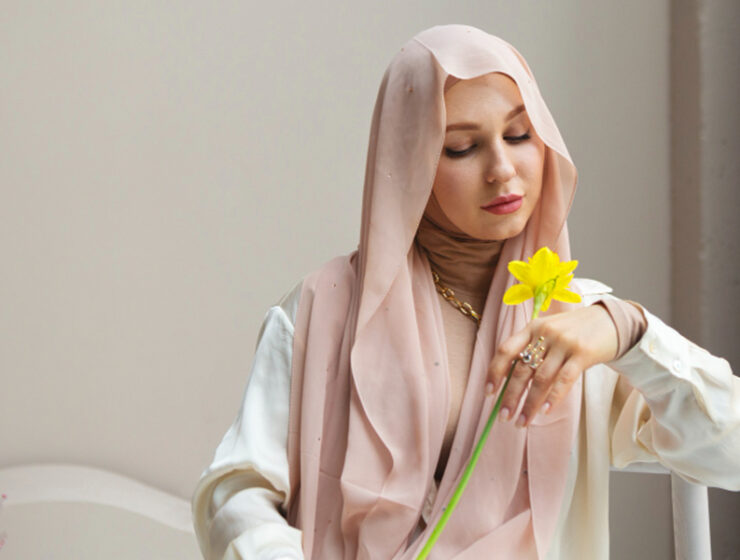 تألقي في رمضان دون مكياج: نصائح لإطلالة مشرقة
