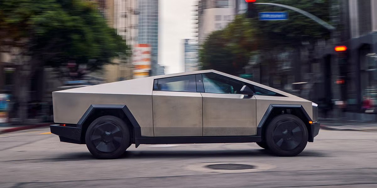 Tesla Cybertruck Qatar