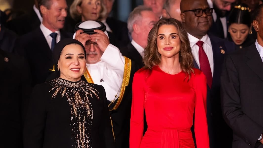 إطلالة الملكة رانيا المتحف المصري الكبير