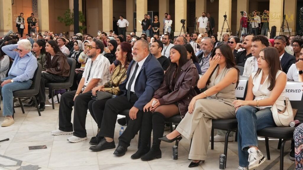 جميلة سامح عبد العزيز وخالد الصاوي خلال عرض فيلم "وجع الفراق"