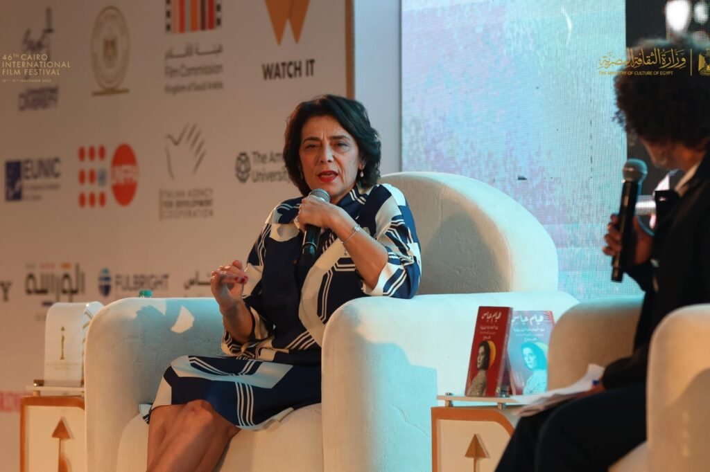 الفنانة هيام عباس خلال لقائها مع الجمهور