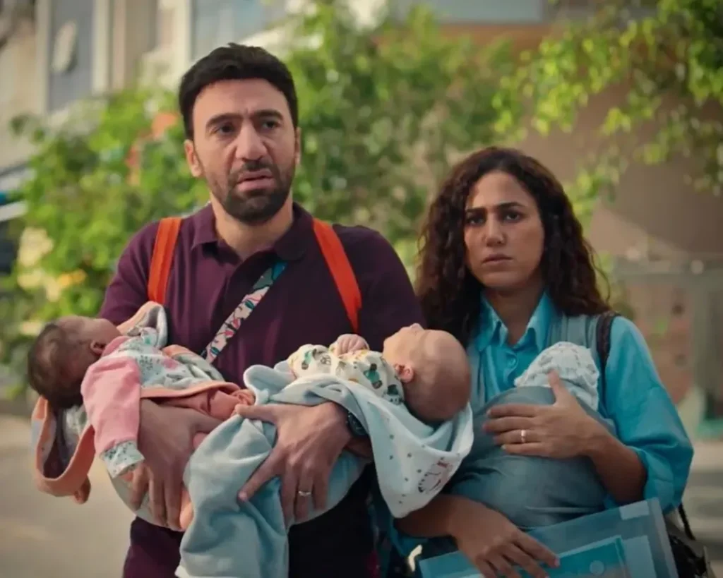 مشهد من مسلسل "كارثة طبيعية" يوضح الإرهاق الجسدي لشخصية "شروق".