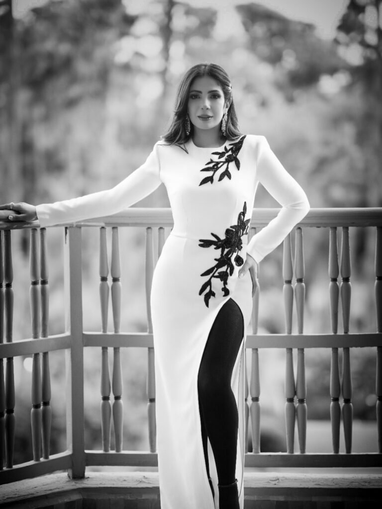 منى زكي بفستان من تصميم زهير مراد في مهرجان مراكش.