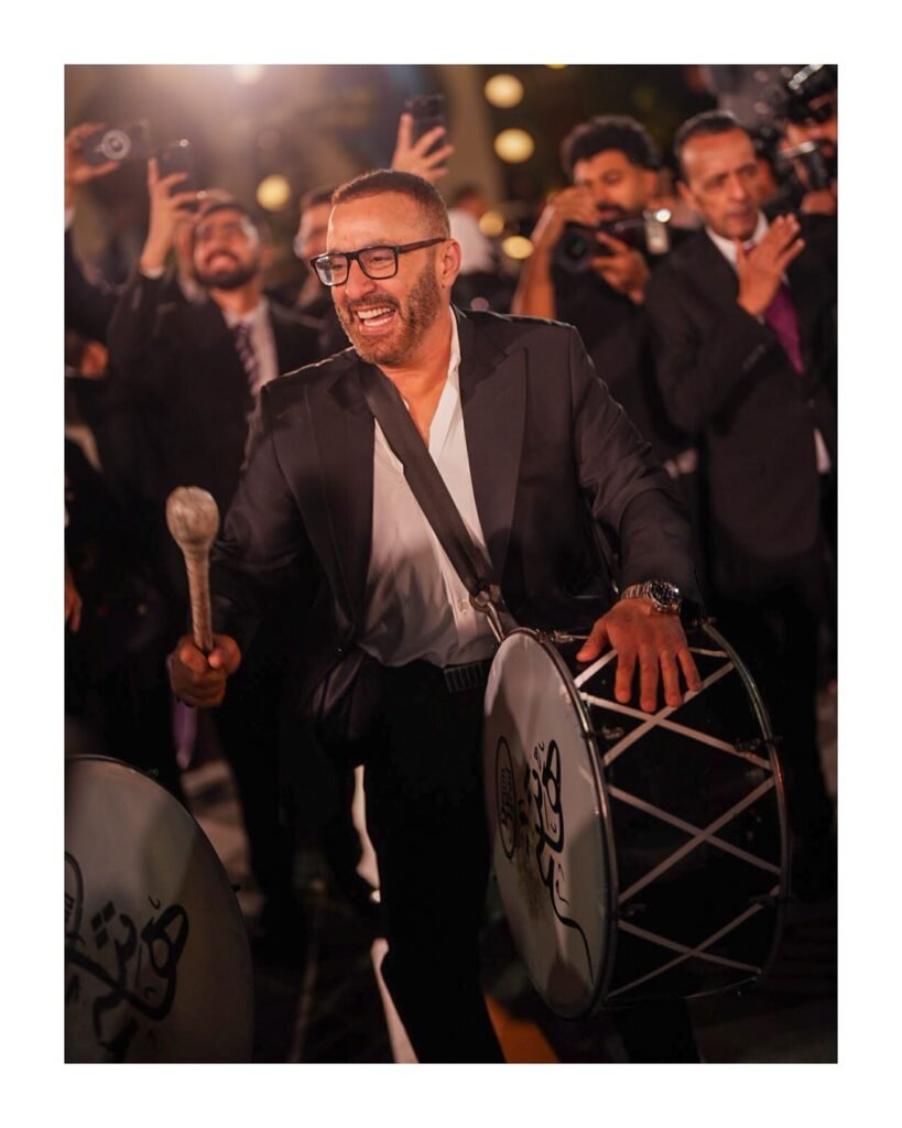 الفنان أحمد السقا يشارك في زفاف ابنة محمد هنيدي فريدة.