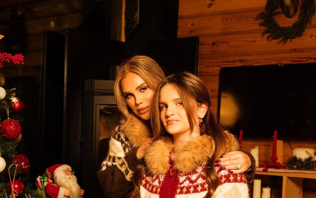 Nicole Saba’s Daughter Makes Her Debut in Festive Music Video “Talj Talj”