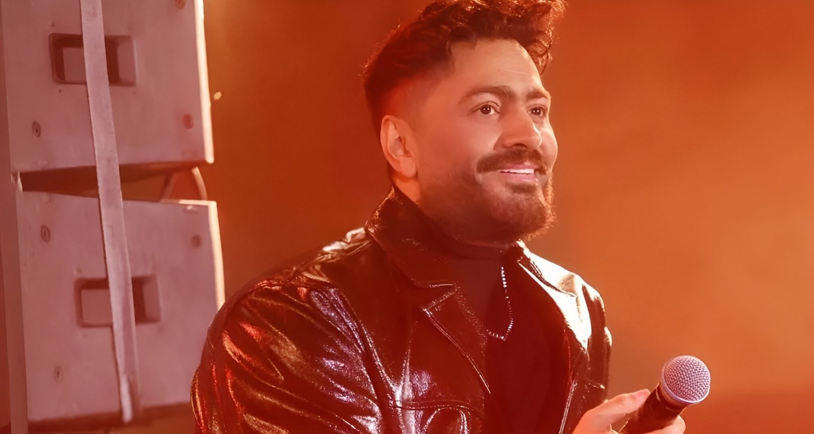 لقطة من حفل تامر حسني الأخير بعد تجاوزه أزمته الصحية.