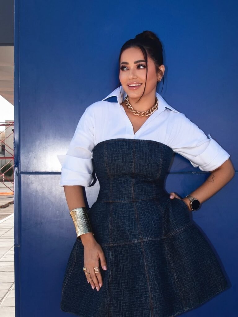 رحمة رياض بإطلالة تجمع بين الكلاسيكية والعصرية من Fendi