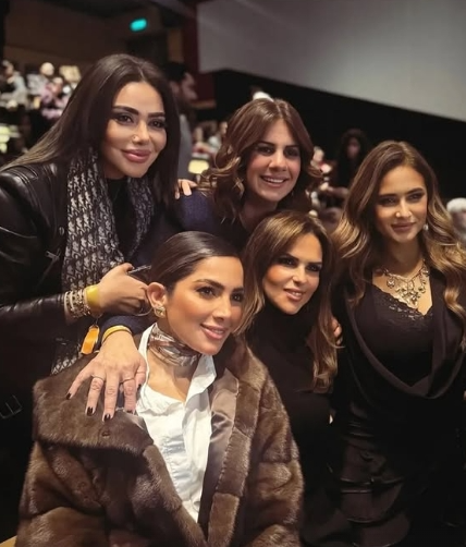 نيللي كريم تحتفل بالعرض الخاص لفيلم جوازة ولا جنازة