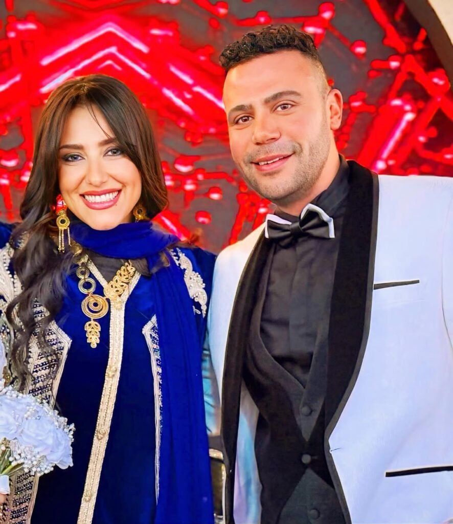 كواليس مسلسل الكينج تجمع بين حنان مطاوع والفنان محمد إمام
