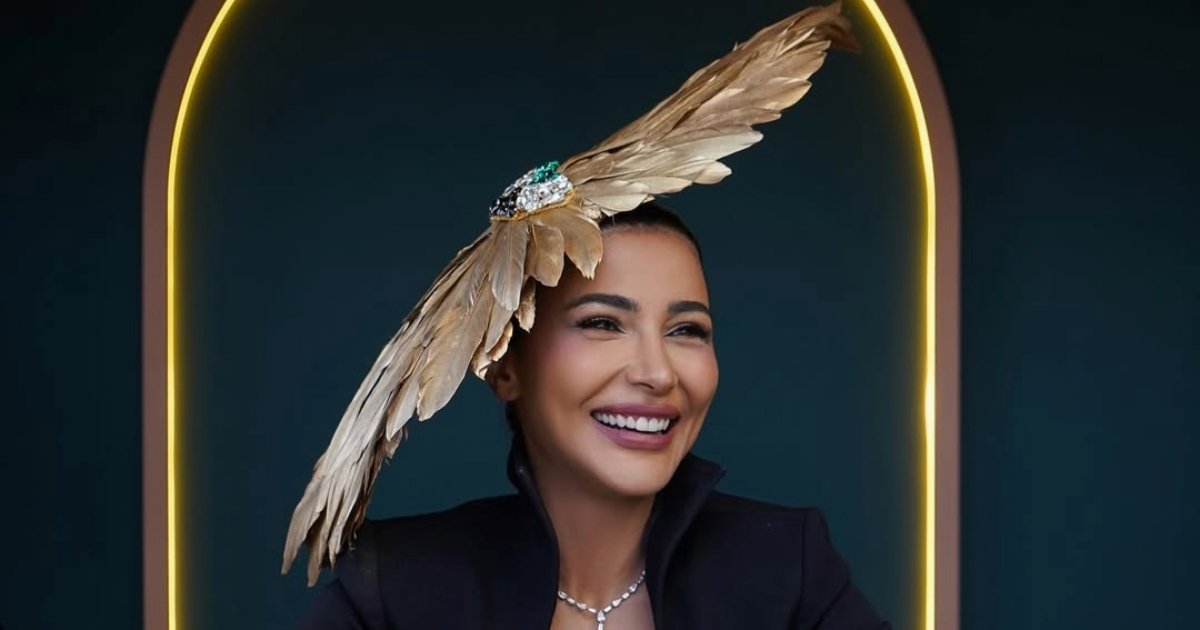 بإطلالات ملكية راقية.. مهيرة عبد العزيزة وفرحانة بودي في كأس دبي العالمي للخيول 2026