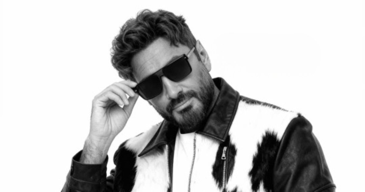 بعد 19 عامًا على طرحها.. تامر حسني يعيد تقديم أغنيته الشهيرة بهذه الطريقة 