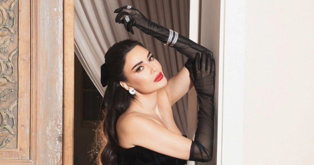 بلمسة كلاسيكية: سيرين عبد النور بإطلالة لافتة في أحدث ظهور