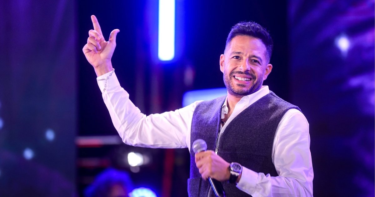 محمد حماقي يروج لأول ديو غنائي يجمعه بشيرين عبد الوهاب بعنوان «بَحريَّه»