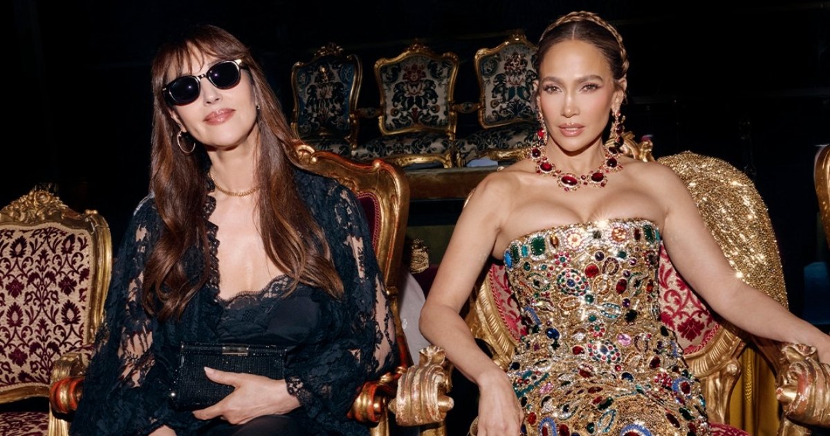 جينيفر لوبيز بإطلالة أيقونية ومونيكا بيلوتشي بأناقة راقية في عرض أزياء Dolce&Gabbana