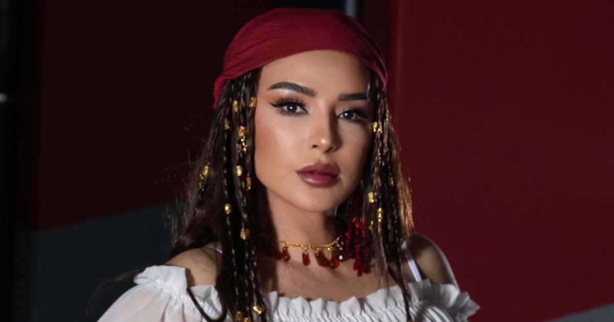 ماغي بو غصن تخرج عن المألوف بإطلالة غجرية لافتة.. إليكم تفاصيلها! 